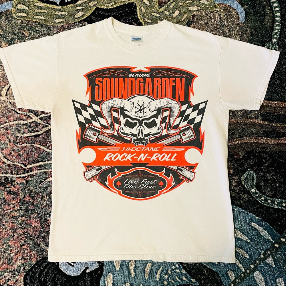 Vintage Soundgarden 2013 Tour Shirt RARE HTF Grunge Nirvana Alice in Chains Band